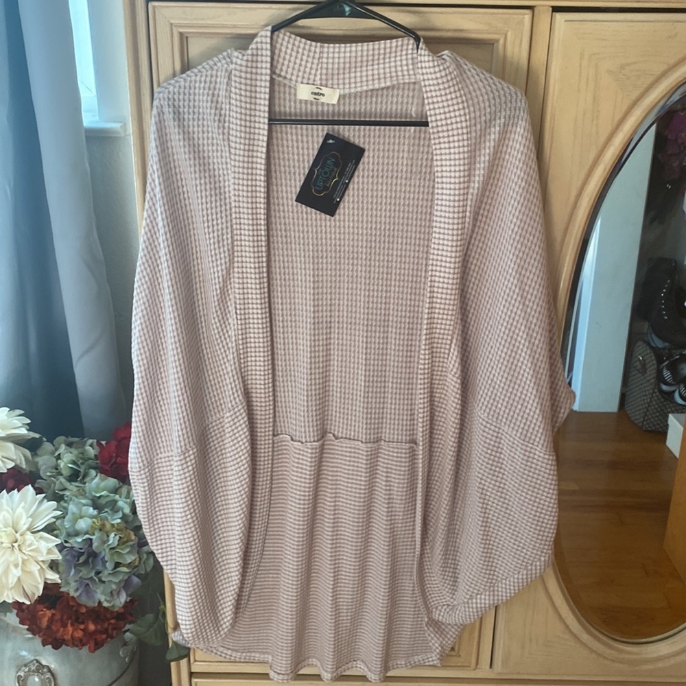 Cardigan - Picture 2 of 9